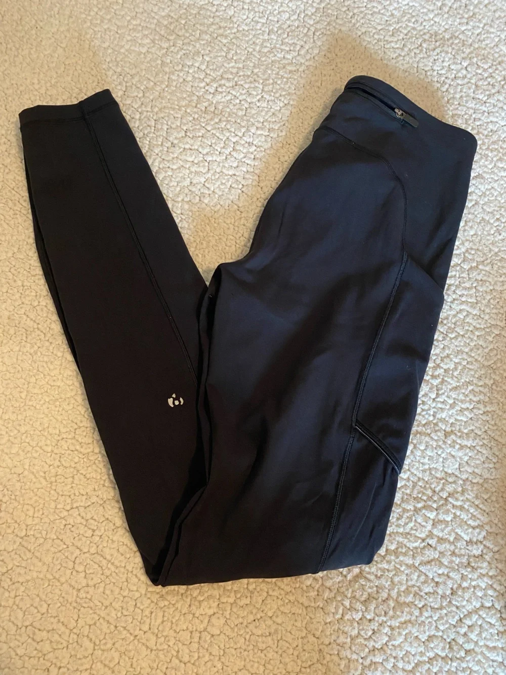 Women’s Lululemon leggings and shorts